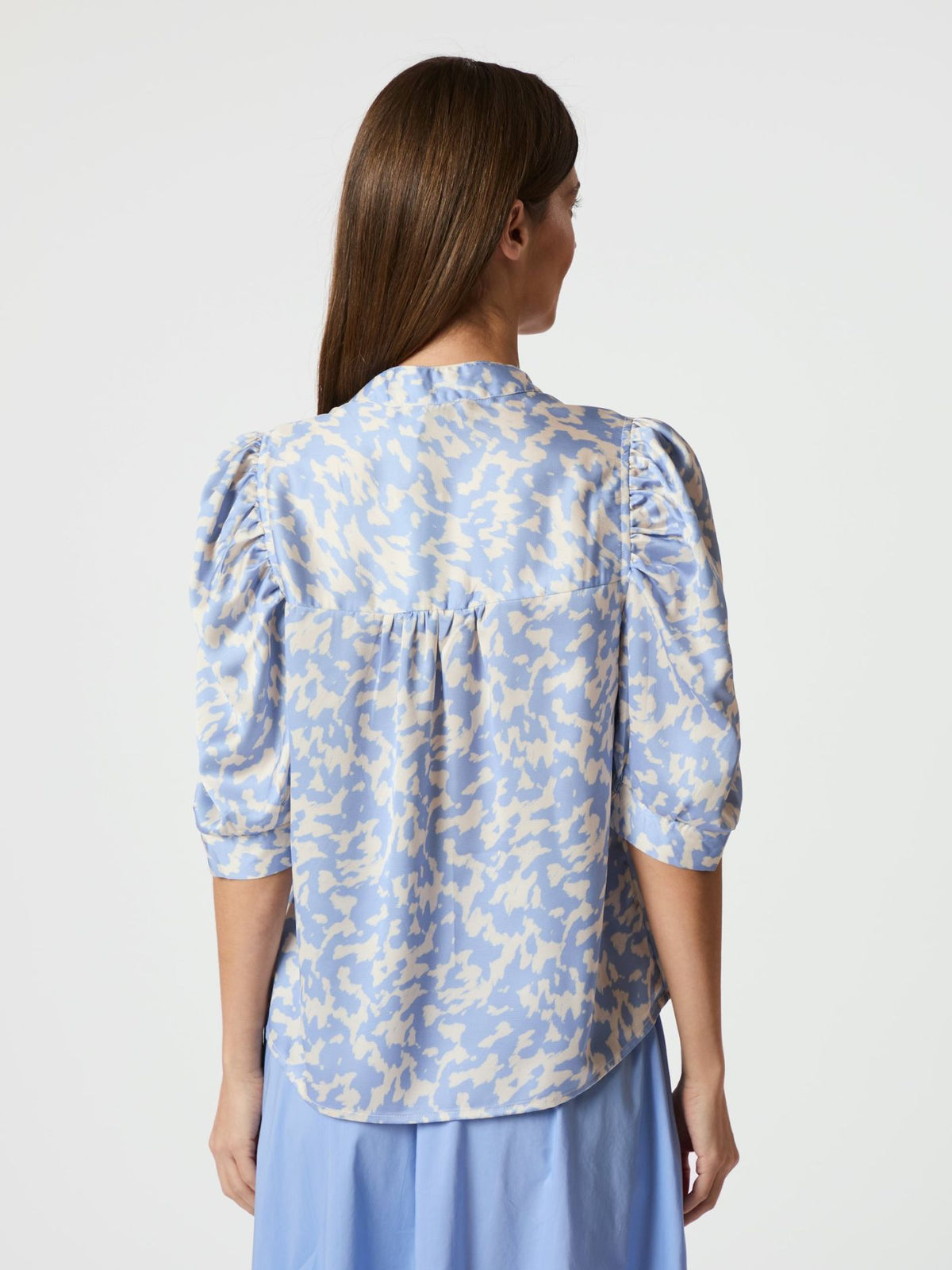 Roella Graphic Fade Blouse