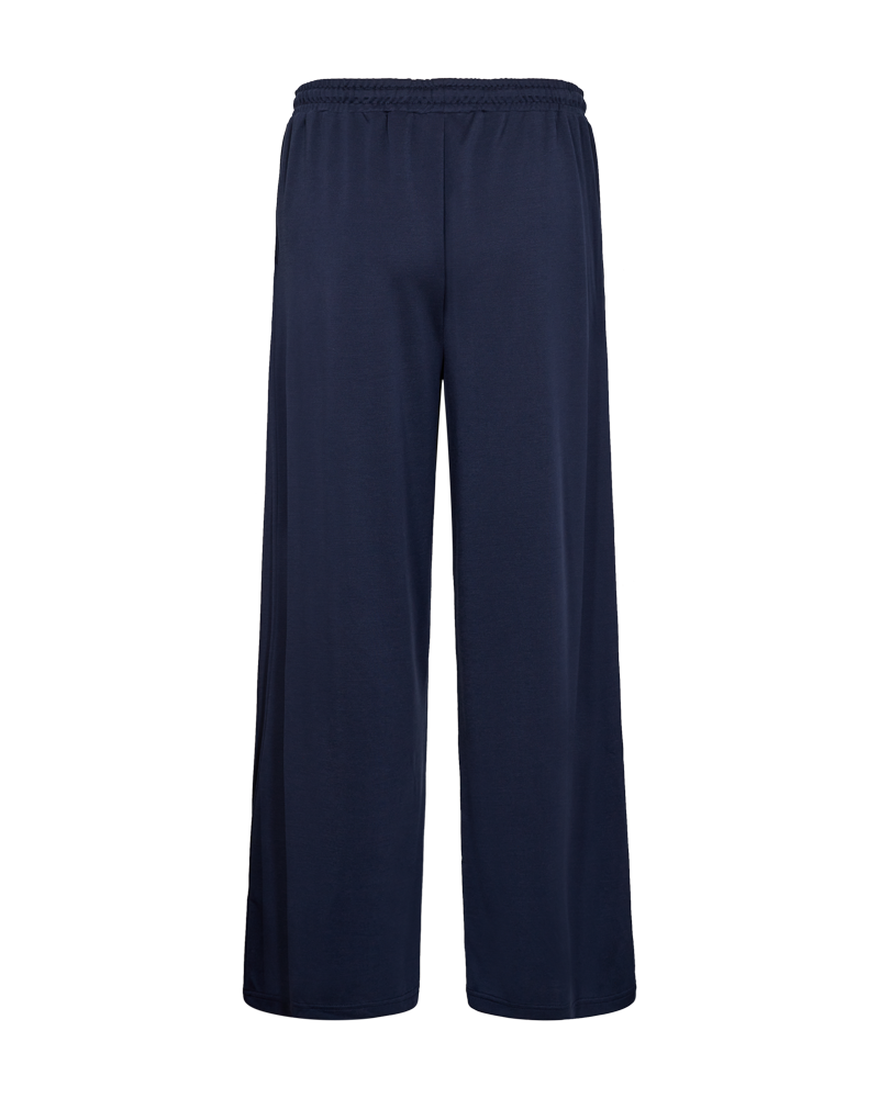 Yr-pants