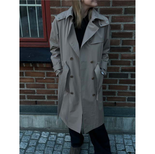 Trench coat
