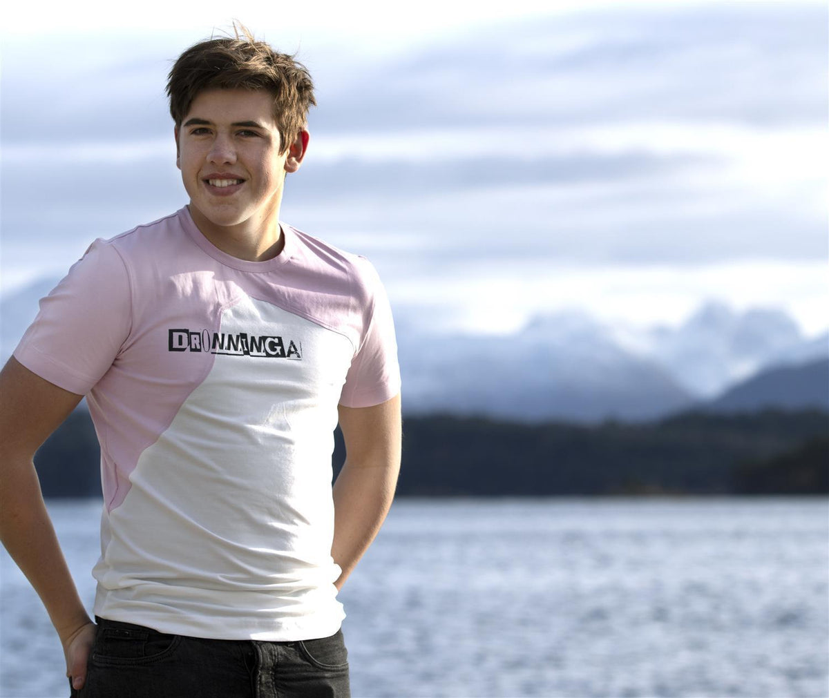 FJELL T-shirt- Dronninga